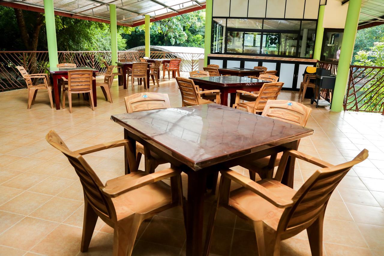 Malwathu Oya Caravan Park Anuradhapura Exterior foto