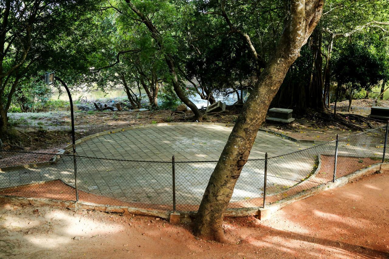 Malwathu Oya Caravan Park Anuradhapura Exterior foto